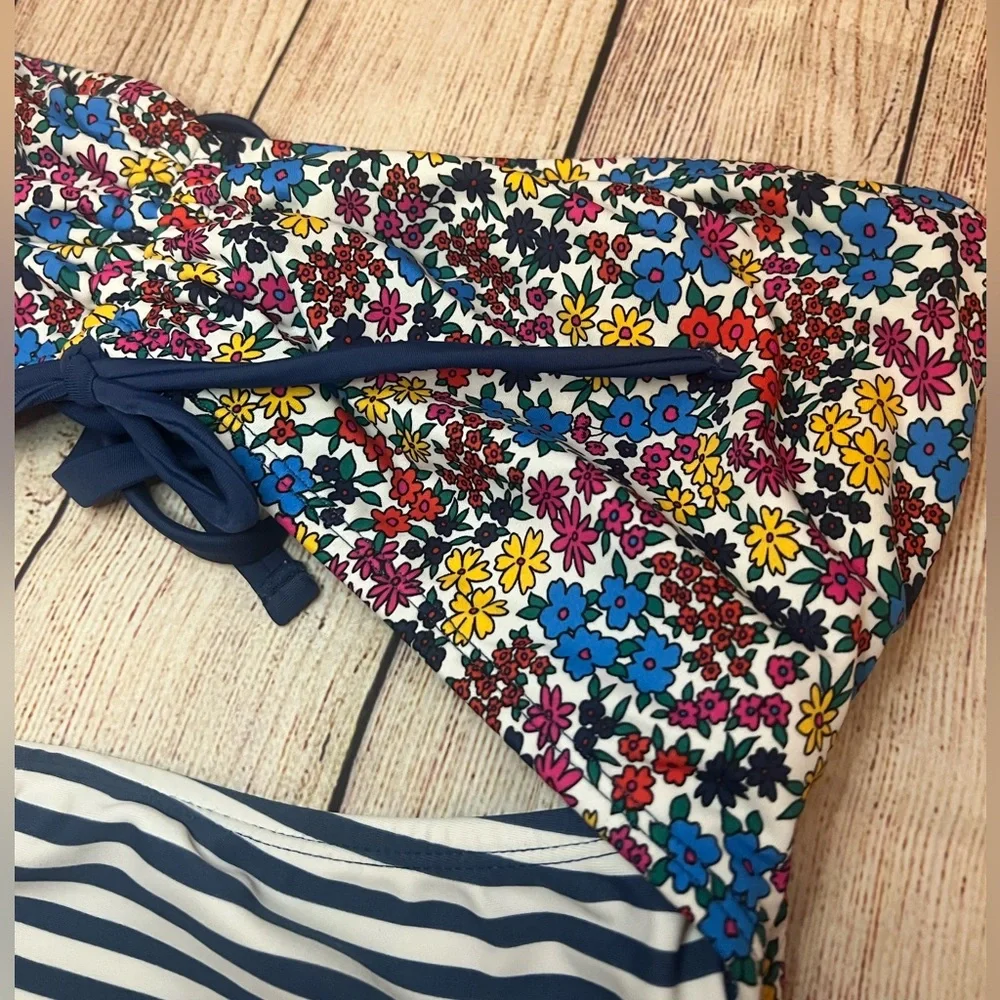 SALE-Time and Tru Women’s Swim Suit size XL (16-18) Summer, FINAL MARKDOWN - Picture 4 of 7